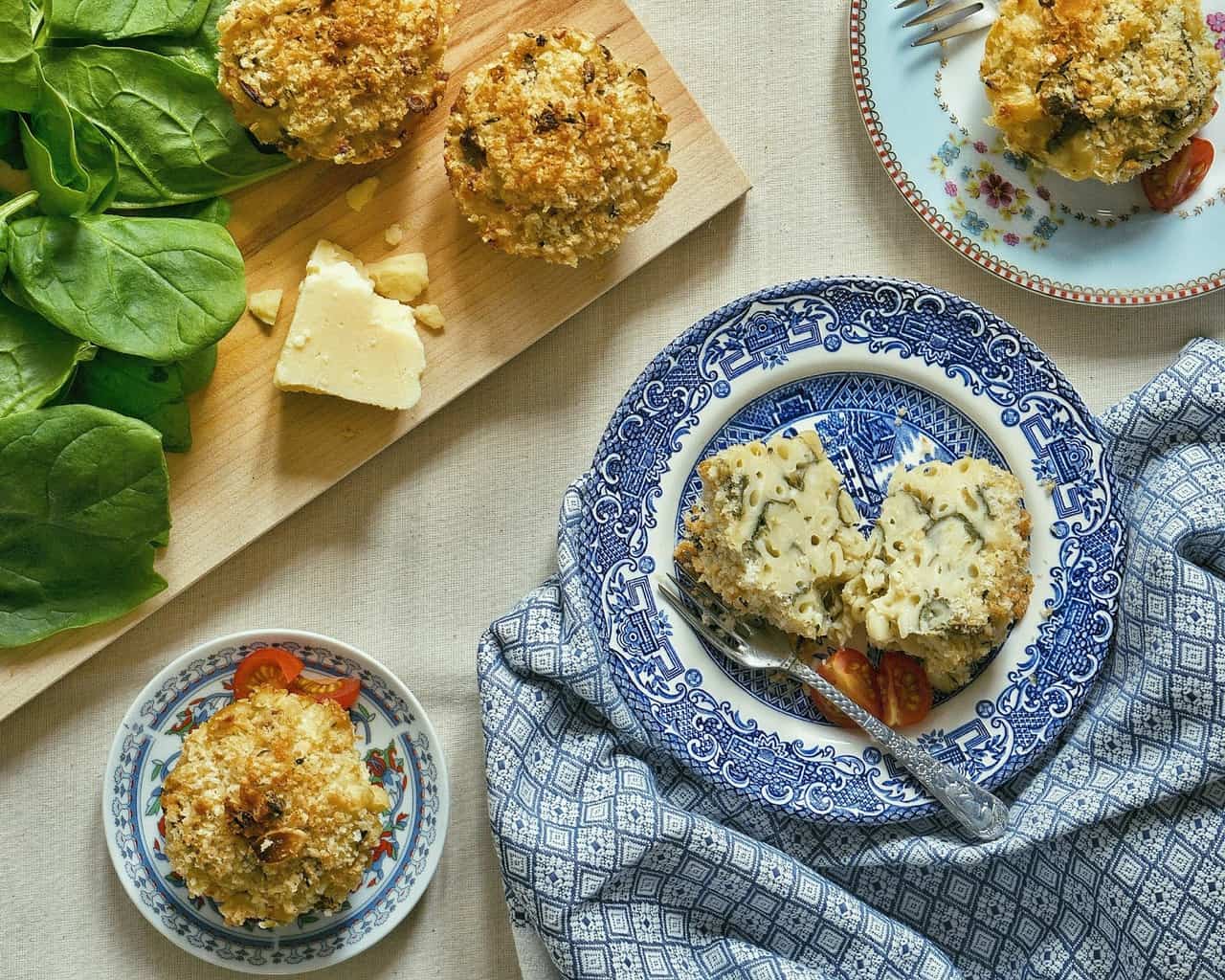 RECIPE | Almond and thyme-crusted macaroni cheese muffins