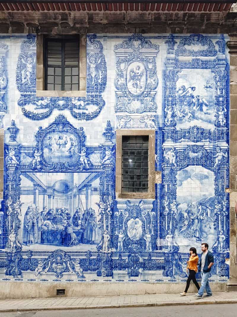 Porto tiles - GROUP TRAVEL | 10 things To Expect From An Intrepid Travel Tour