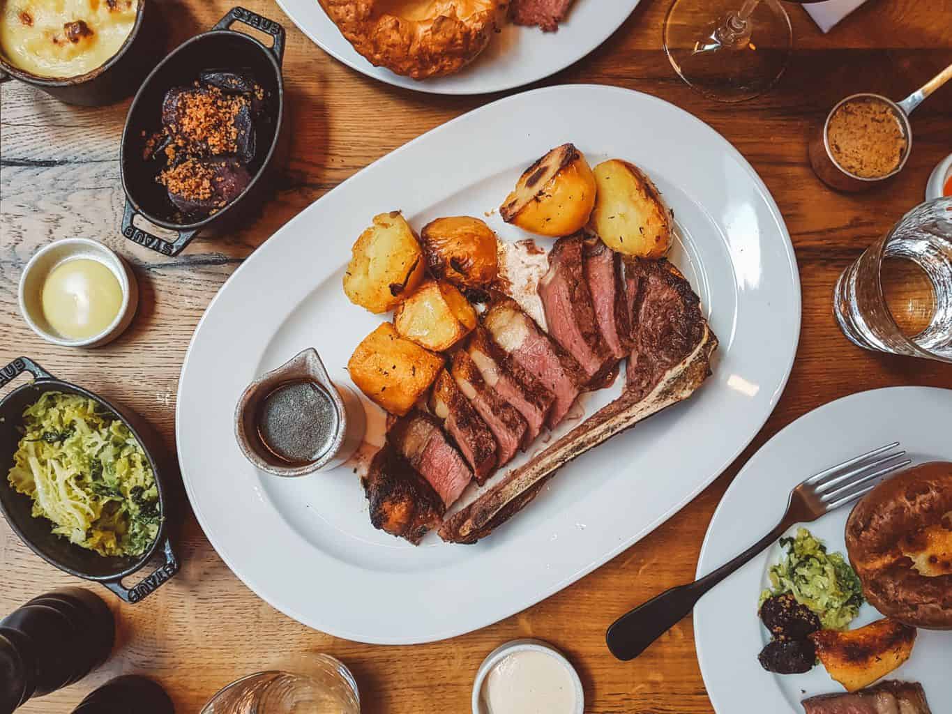 6 Interesting Ways The Great British Public Enjoy Their Sunday Lunch