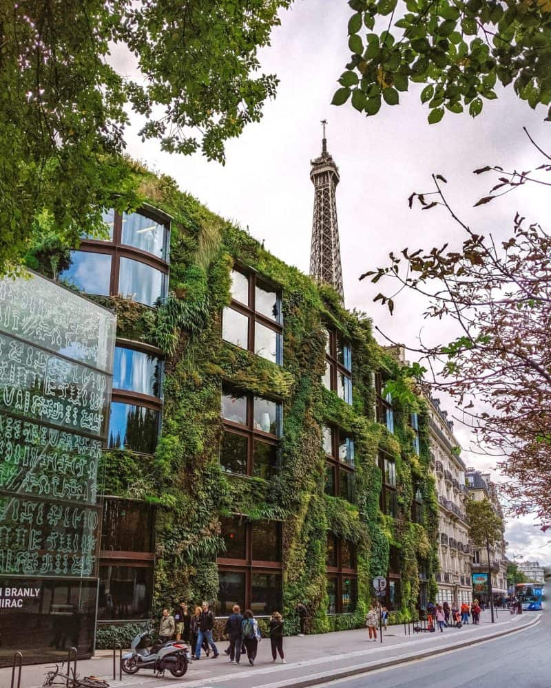 quai branly paris, quai branly architecture, biggest museum in paris